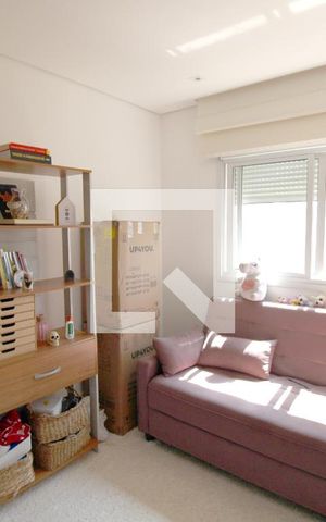 Apartamento à venda com 198m², 4 quartos e 3 vagasEscritório
