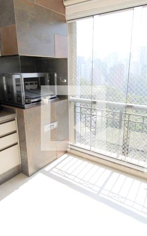 Apartamento à venda com 198m², 4 quartos e 3 vagasChurrasqueira