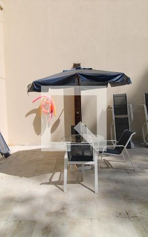 Apartamento à venda com 198m², 4 quartos e 3 vagasÁrea comum - Piscina