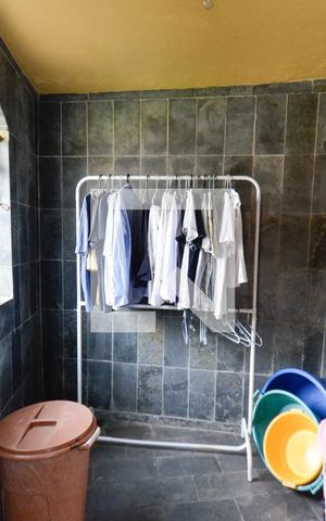 Casa à venda com 364m², 4 quartos e 3 vagas Casa à venda com 364m², 4 quartos e 3 vagasÁrea de serviço