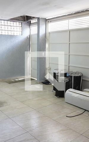 Casa à venda com 270m², 3 quartos e 3 vagasGaragem