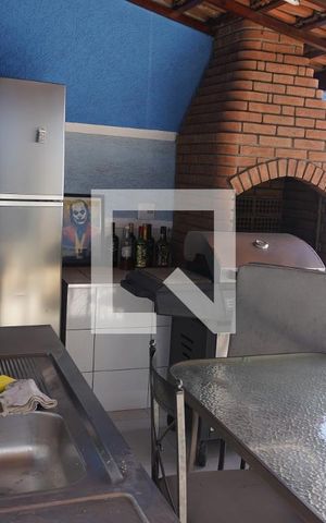 Casa à venda com 270m², 3 quartos e 3 vagasChurrasqueira