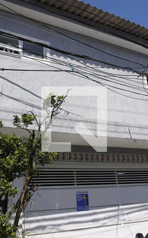 Casa à venda com 270m², 3 quartos e 3 vagasFachada