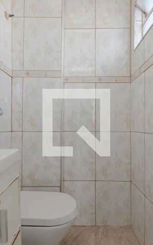 Apartamento à venda com 101m², 2 quartos e sem vaga Apartamento à venda com 101m², 2 quartos e sem vagaBanheiro de Serviço