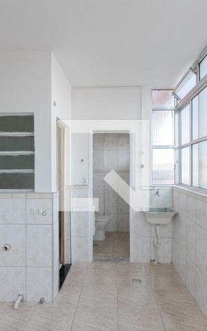 Apartamento à venda com 101m², 2 quartos e sem vaga Apartamento à venda com 101m², 2 quartos e sem vagaÁrea de Serviço