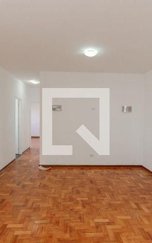 Apartamento à venda com 101m², 2 quartos e sem vaga Apartamento à venda com 101m², 2 quartos e sem vagaSala