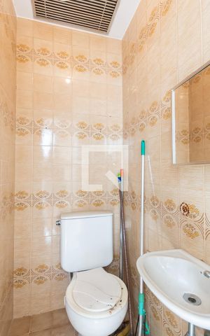 Apartamento à venda com 138m², 2 quartos e 2 vagasBanheiro de serviço