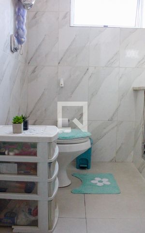 Casa à venda com 150m², 2 quartos e 2 vagas Casa à venda com 150m², 2 quartos e 2 vagasBanheiro 1