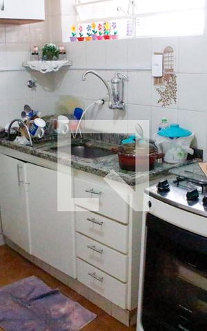 Casa à venda com 150m², 2 quartos e 2 vagas Casa à venda com 150m², 2 quartos e 2 vagasCozinha