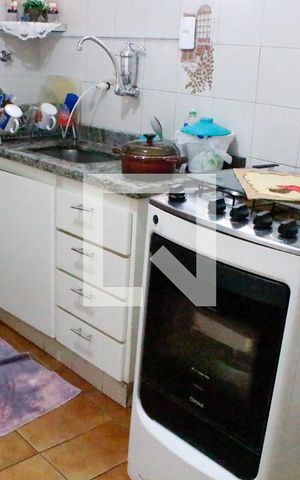 Casa à venda com 150m², 2 quartos e 2 vagas Casa à venda com 150m², 2 quartos e 2 vagasCozinha