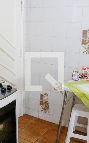 Casa à venda com 150m², 2 quartos e 2 vagas Casa à venda com 150m², 2 quartos e 2 vagasCozinha