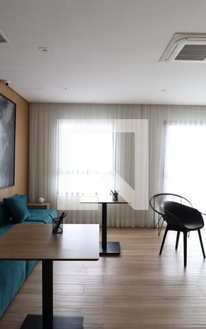 Apartamento para alugar com 35m², 1 quarto e sem vagaÁrea comum - Salão de festas