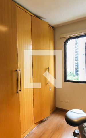 Apartamento à venda com 167m², 3 quartos e 2 vagas Apartamento à venda com 167m², 3 quartos e 2 vagasQuarto 1