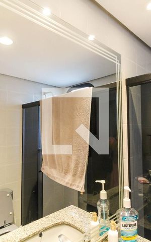 Apartamento à venda com 167m², 3 quartos e 2 vagas Apartamento à venda com 167m², 3 quartos e 2 vagasBanheiro