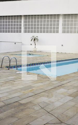 Apartamento à venda com 71m², 2 quartos e 1 vagaÁrea comum - Piscina