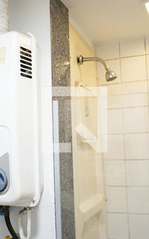 Apartamento à venda com 71m², 2 quartos e 1 vagaBanheiro Social