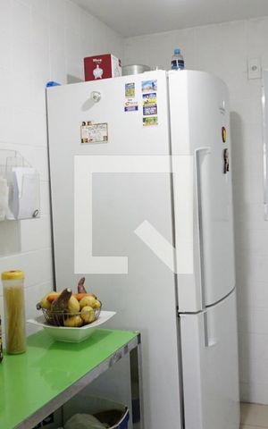 Apartamento à venda com 71m², 2 quartos e 1 vagaCozinha