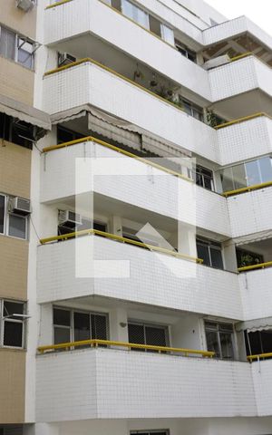 Apartamento à venda com 71m², 2 quartos e 1 vagaÁrea comum - Fachada