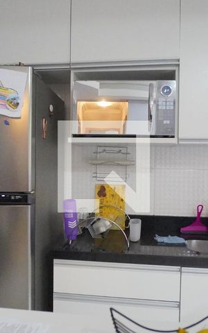 Apartamento à venda com 48m², 2 quartos e 1 vaga Apartamento à venda com 48m², 2 quartos e 1 vagaCozinha