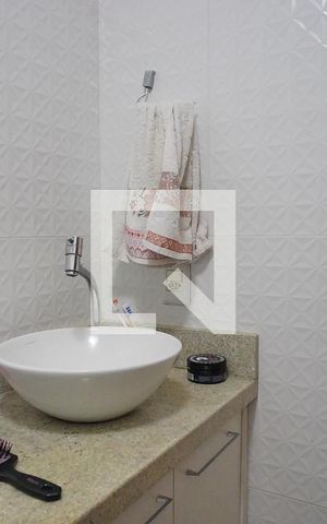 Apartamento à venda com 48m², 2 quartos e 1 vaga Apartamento à venda com 48m², 2 quartos e 1 vagaBanheiro - Suíte