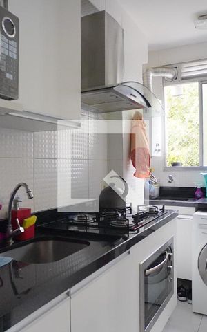 Apartamento à venda com 48m², 2 quartos e 1 vaga Apartamento à venda com 48m², 2 quartos e 1 vagaCozinha