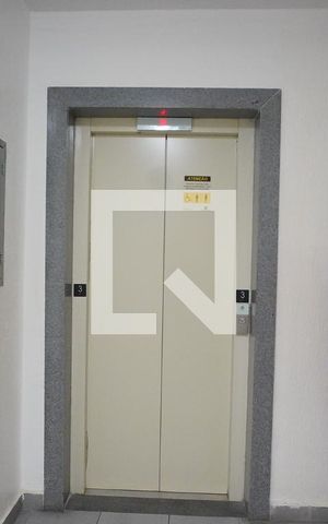 Apartamento à venda com 48m², 2 quartos e 1 vaga Apartamento à venda com 48m², 2 quartos e 1 vagaElevador