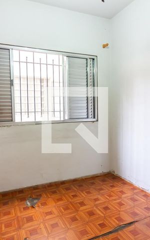 Casa à venda com 218m², 3 quartos e 3 vagas Casa à venda com 218m², 3 quartos e 3 vagasQuarto 2