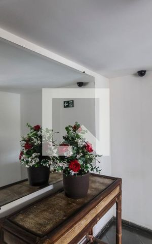 Apartamento para alugar com 80m², 3 quartos e 2 vagas Apartamento para alugar com 80m², 3 quartos e 2 vagasEntrada