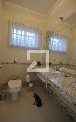 Casa à venda com 648m², 3 quartos e 4 vagasLavabo