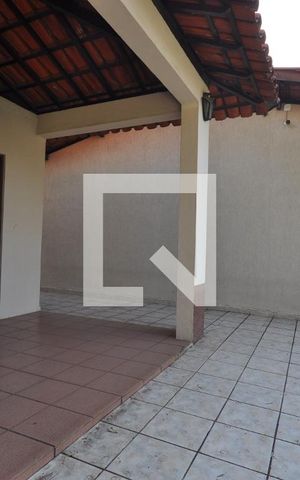 Casa à venda com 648m², 3 quartos e 4 vagasQuintal