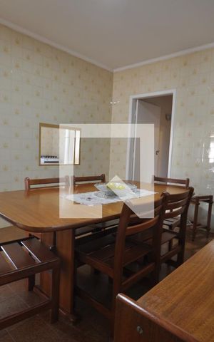 Casa à venda com 648m², 3 quartos e 4 vagasCopa