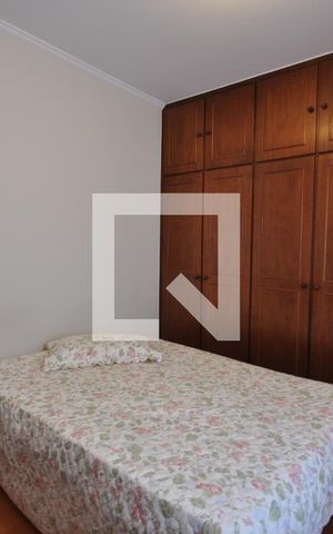 Casa à venda com 648m², 3 quartos e 4 vagasQuarto 2