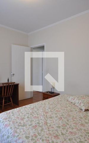 Casa à venda com 648m², 3 quartos e 4 vagasQuarto 2