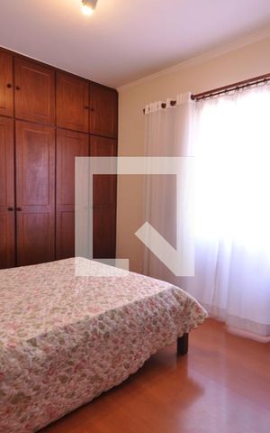 Casa à venda com 648m², 3 quartos e 4 vagasQuarto 2