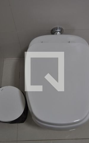 Casa à venda com 648m², 3 quartos e 4 vagasBanheiro Social