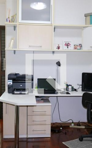 Apartamento à venda com 168m², 3 quartos e 2 vagas Apartamento à venda com 168m², 3 quartos e 2 vagasSuíte 2