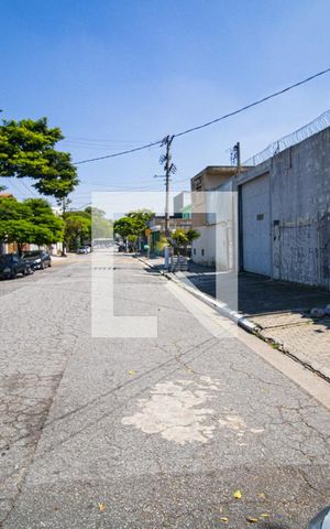 Casa à venda com 200m², 4 quartos e 2 vagasVista da Rua