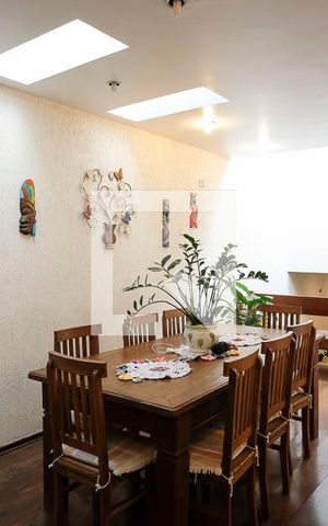 Casa à venda com 360m², 4 quartos e 3 vagasCopa 2