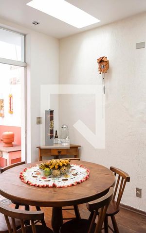 Casa à venda com 360m², 4 quartos e 3 vagasCopa