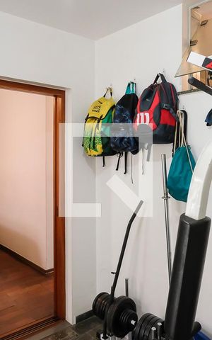 Casa à venda com 360m², 4 quartos e 3 vagasSuíte 1