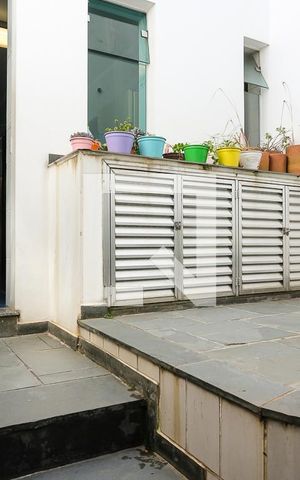Casa à venda com 360m², 4 quartos e 3 vagasÁrea de serviço