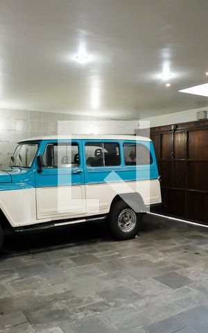 Casa à venda com 360m², 4 quartos e 3 vagasGaragem