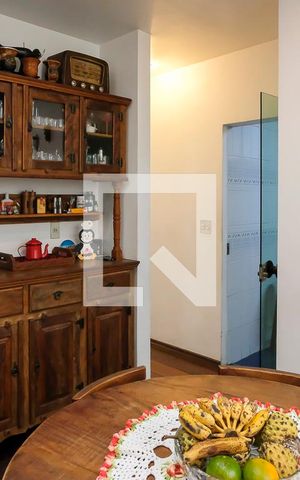 Casa à venda com 360m², 4 quartos e 3 vagasCopa