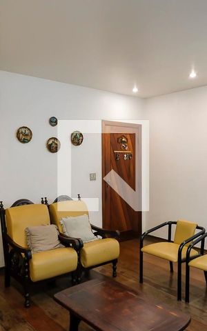 Casa à venda com 360m², 4 quartos e 3 vagasSala 1