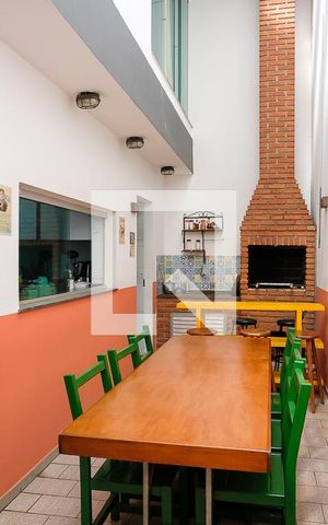 Casa à venda com 360m², 4 quartos e 3 vagasQuintal