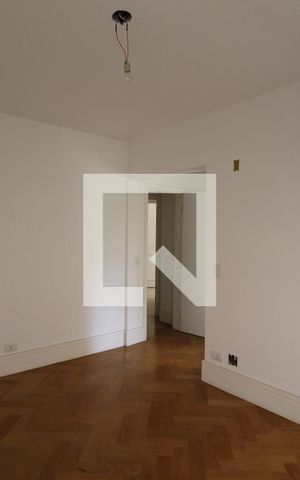Apartamento à venda com 210m², 4 quartos e 3 vagasQuarto 1 - Suíte