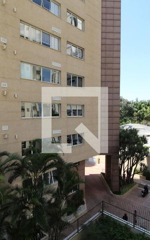 Apartamento à venda com 210m², 4 quartos e 3 vagasVista da Suíte 2