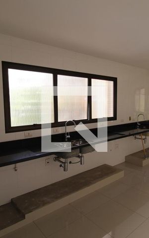 Apartamento à venda com 210m², 4 quartos e 3 vagasCozinha