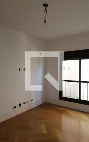 Apartamento à venda com 210m², 4 quartos e 3 vagasQuarto 2 - Suíte
