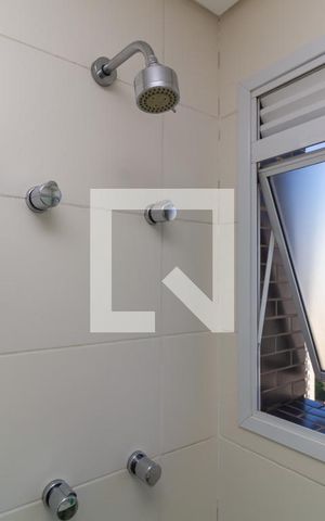 Apartamento à venda com 152m², 2 quartos e 2 vagas Apartamento à venda com 152m², 2 quartos e 2 vagasBanheiro da Suíte 2